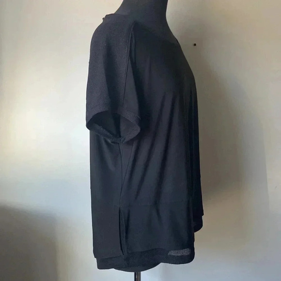 Colleta  |T-shirt - Picture 2 of 7